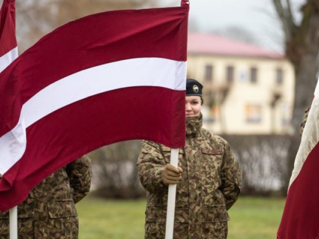 Latvijas valsts karoga lietošana